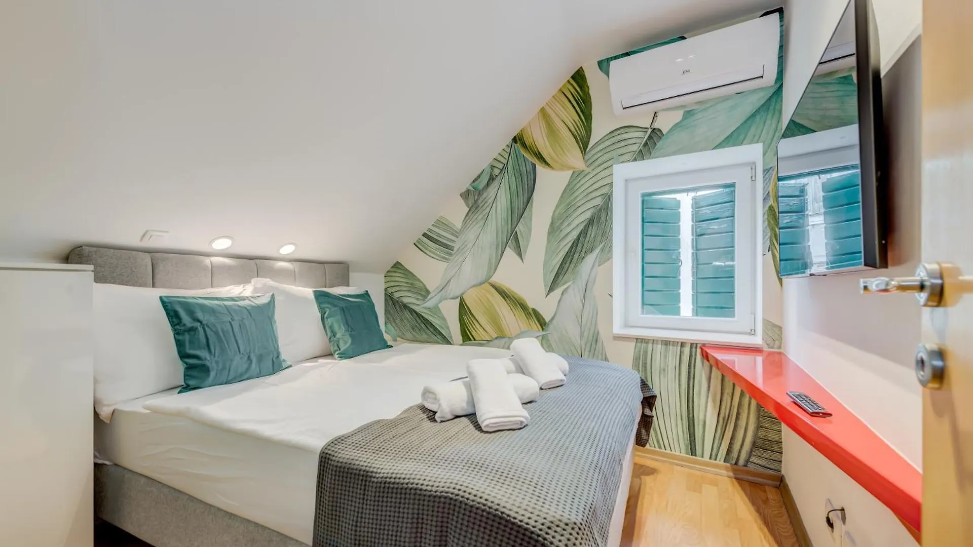 Versi & Note Luxury Rooms Σπλιτ Κροατία